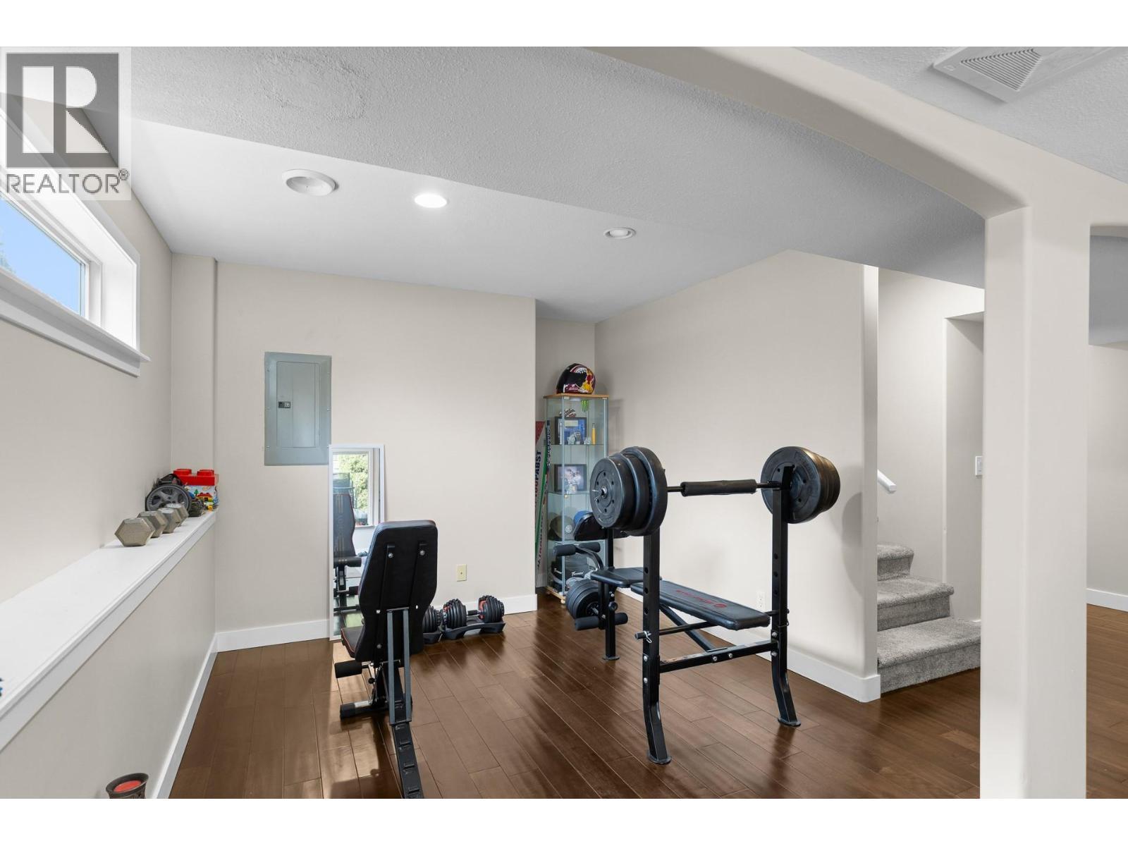 908 Westview Way, West Kelowna, BC - Indoor