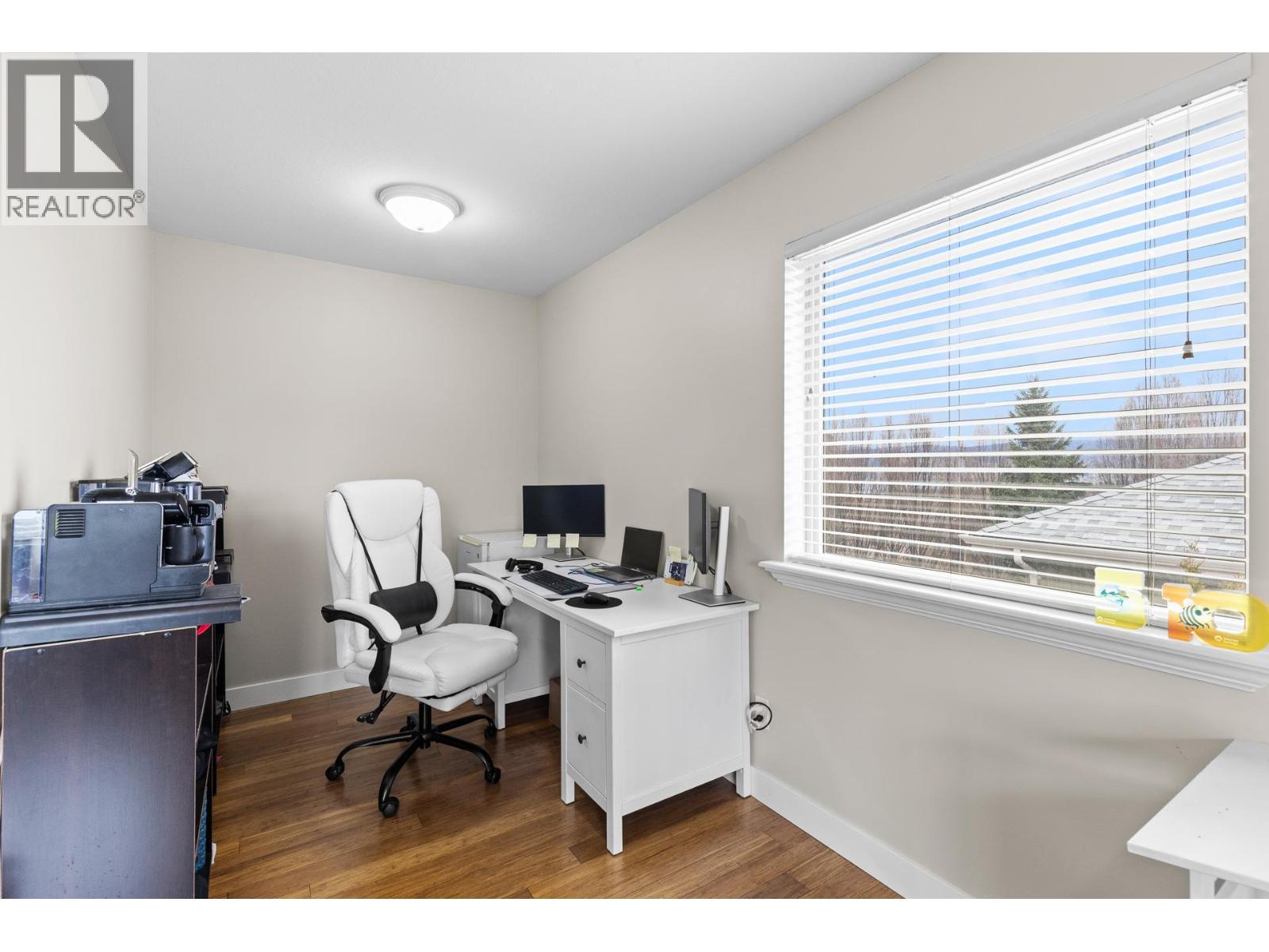 908 Westview Way, West Kelowna, BC - Indoor Photo Showing Office