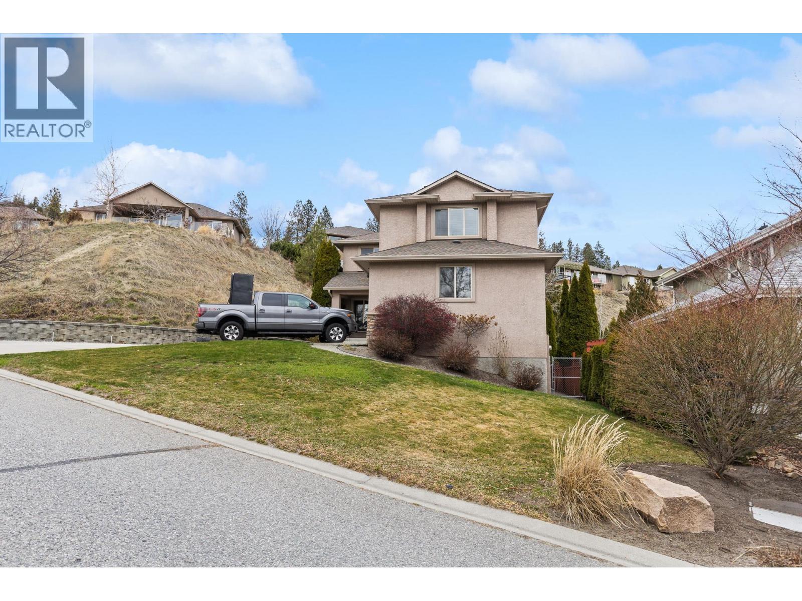 908 Westview Way, West Kelowna, BC - Outdoor