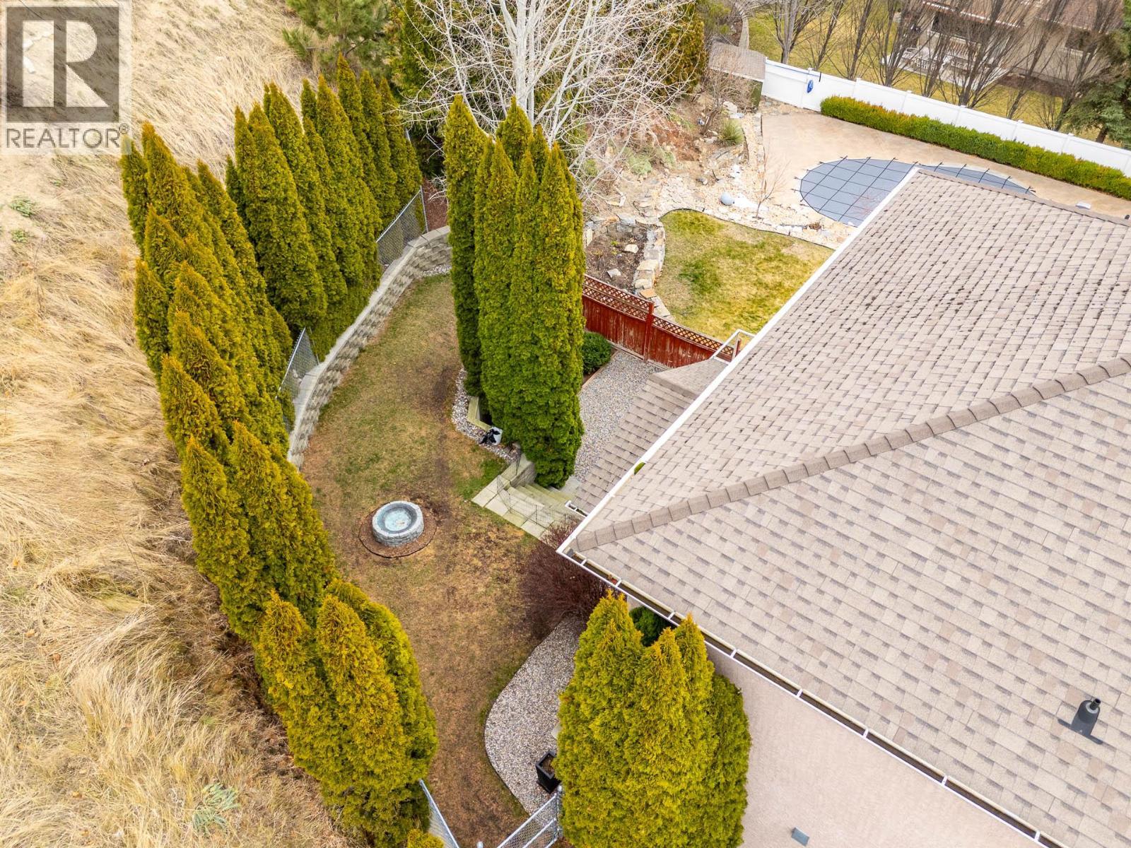 908 Westview Way, West Kelowna, BC - Outdoor
