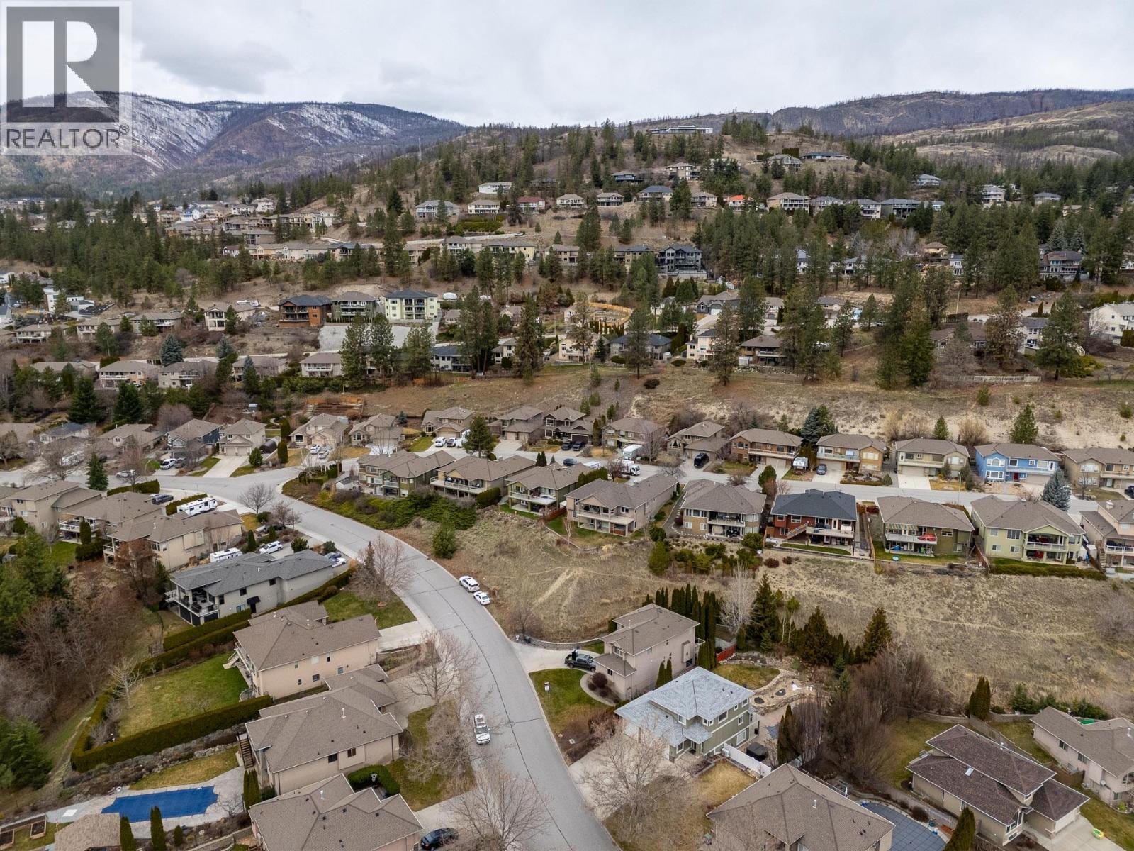 908 Westview Way, West Kelowna, BC - Outdoor With View
