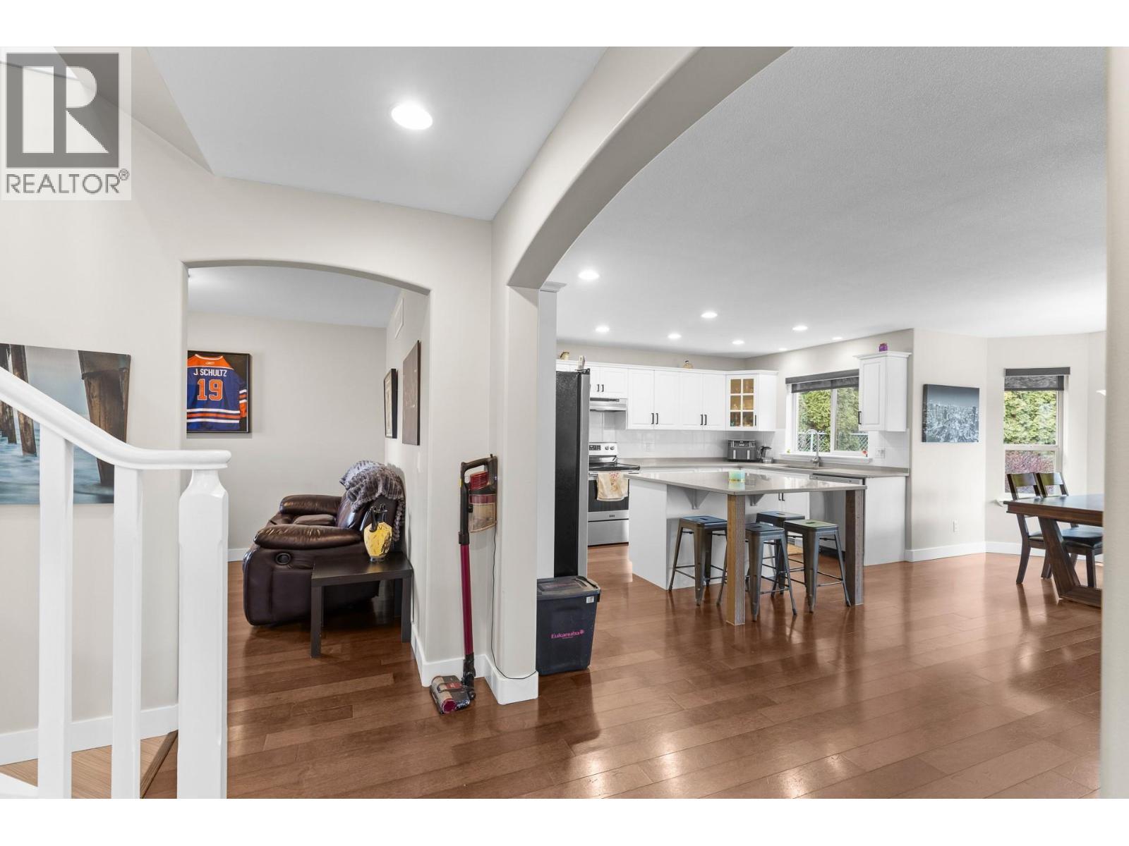 908 Westview Way, West Kelowna, BC - Indoor