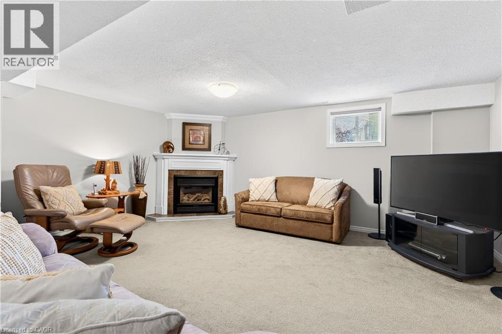 2378 Arnold Crescent, Burlington, ON - Indoor Photo Showing Living Room With Fireplace