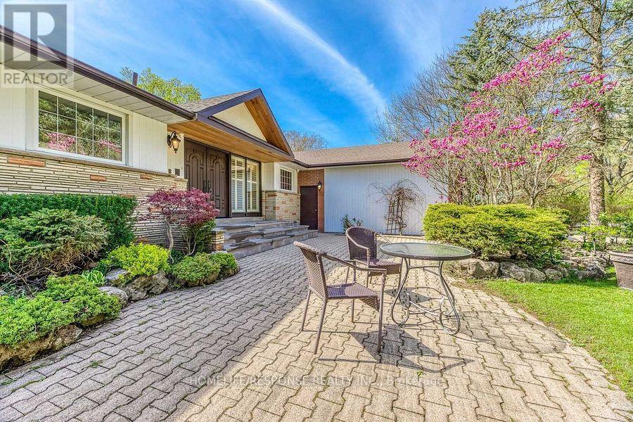 3640 Burnbrae Drive, Mississauga, ON