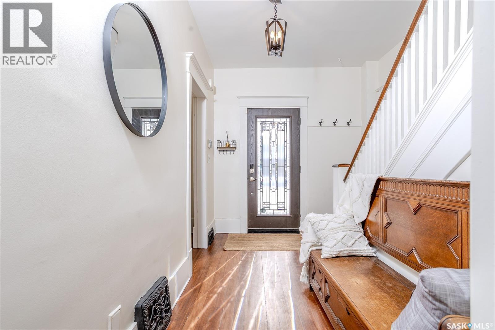 515 9Th Street E, Saskatoon, SK - Indoor Photo Showing Other Room