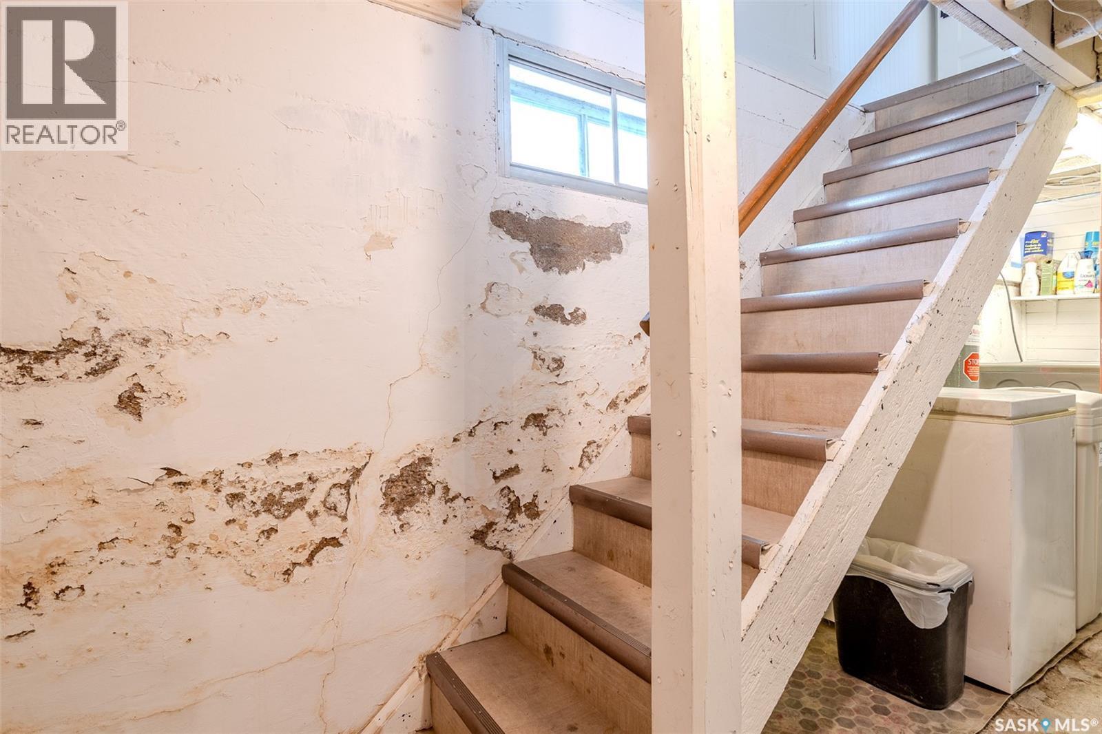 515 9Th Street E, Saskatoon, SK - Indoor Photo Showing Other Room