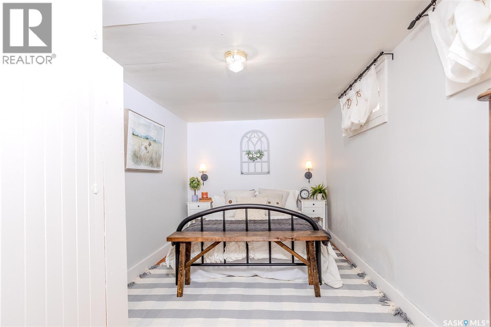 515 9Th Street E, Saskatoon, SK - Indoor Photo Showing Other Room