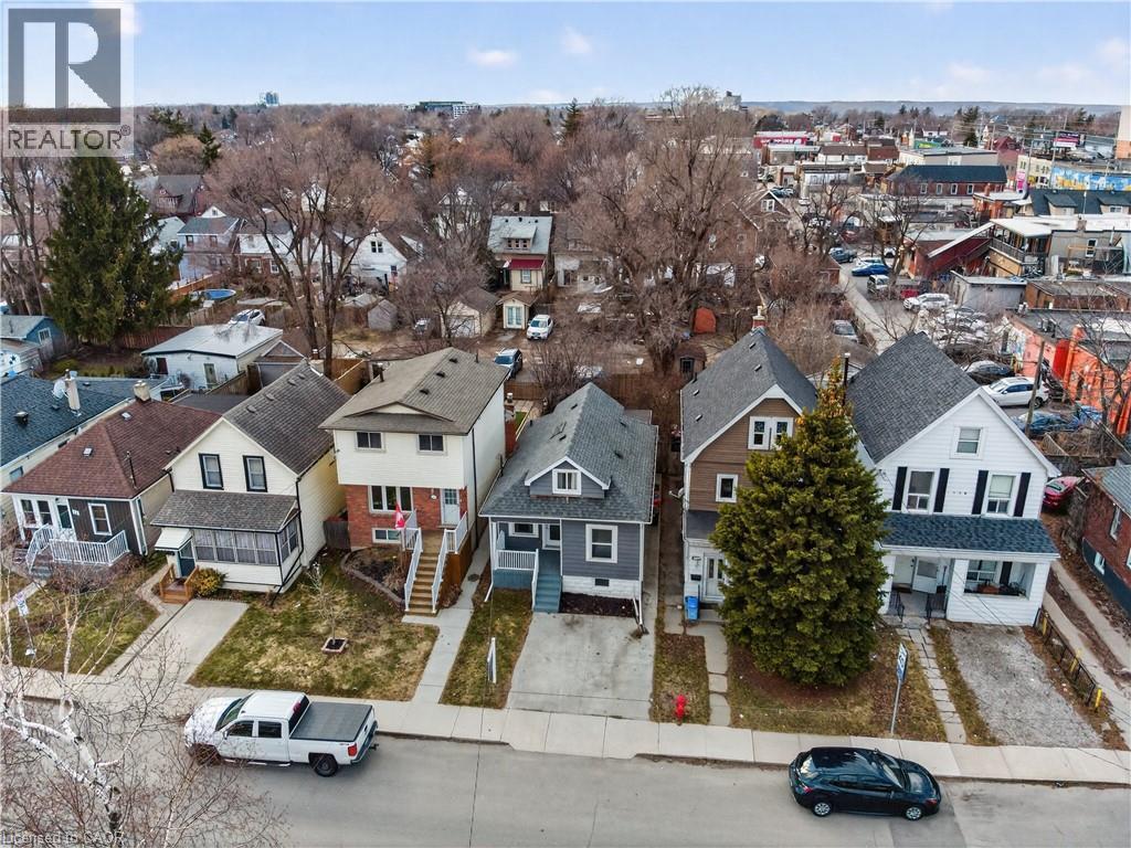 8 East 23Rd Street, Hamilton, ON - Outdoor With Facade