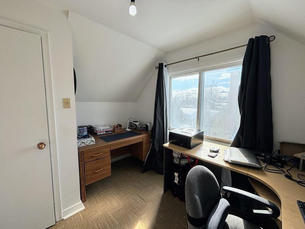 16 Wenonah Drive, Manitouwadge, ON - Indoor Photo Showing Office