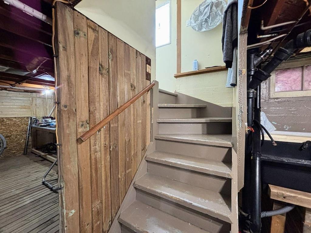 16 Wenonah Drive, Manitouwadge, ON - Indoor Photo Showing Other Room