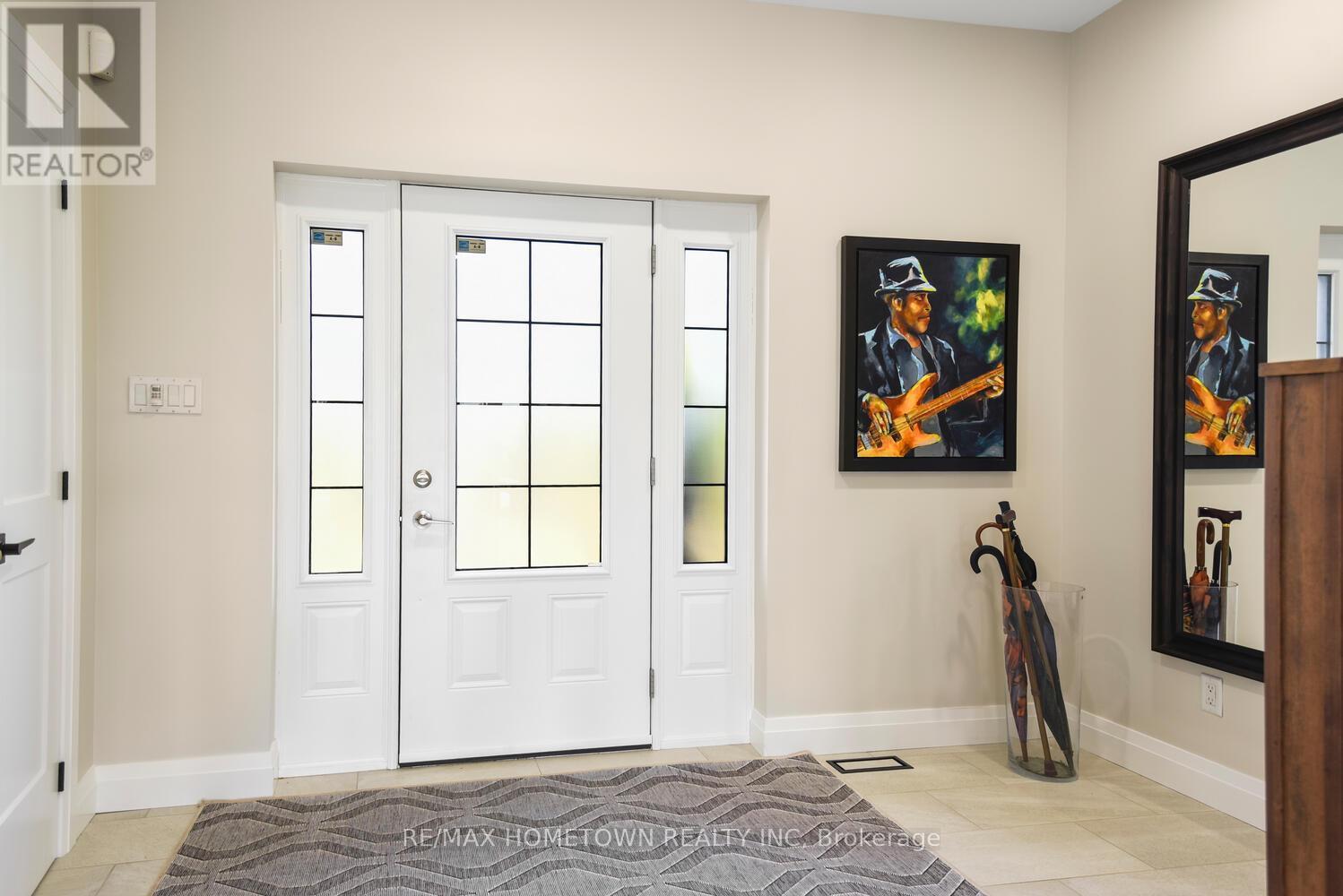 201 Empire Hanna Road E, Edwardsburgh/Cardinal, ON - Indoor Photo Showing Other Room