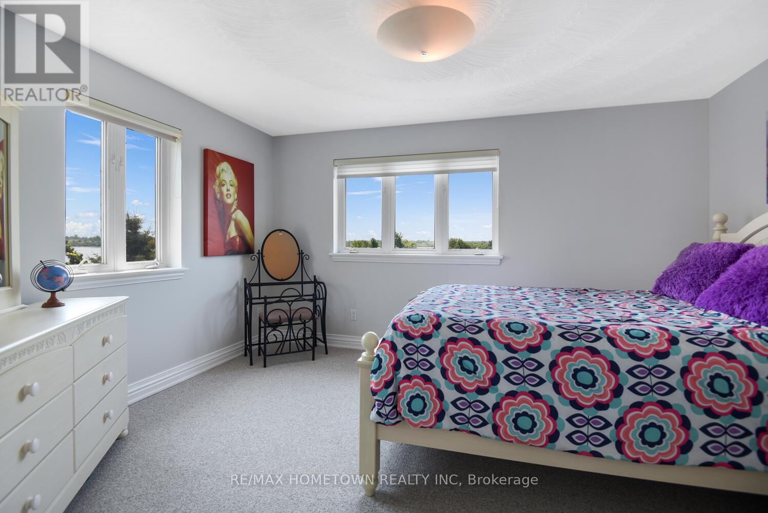 201 Empire Hanna Road E, Edwardsburgh/Cardinal, ON - Indoor Photo Showing Bedroom