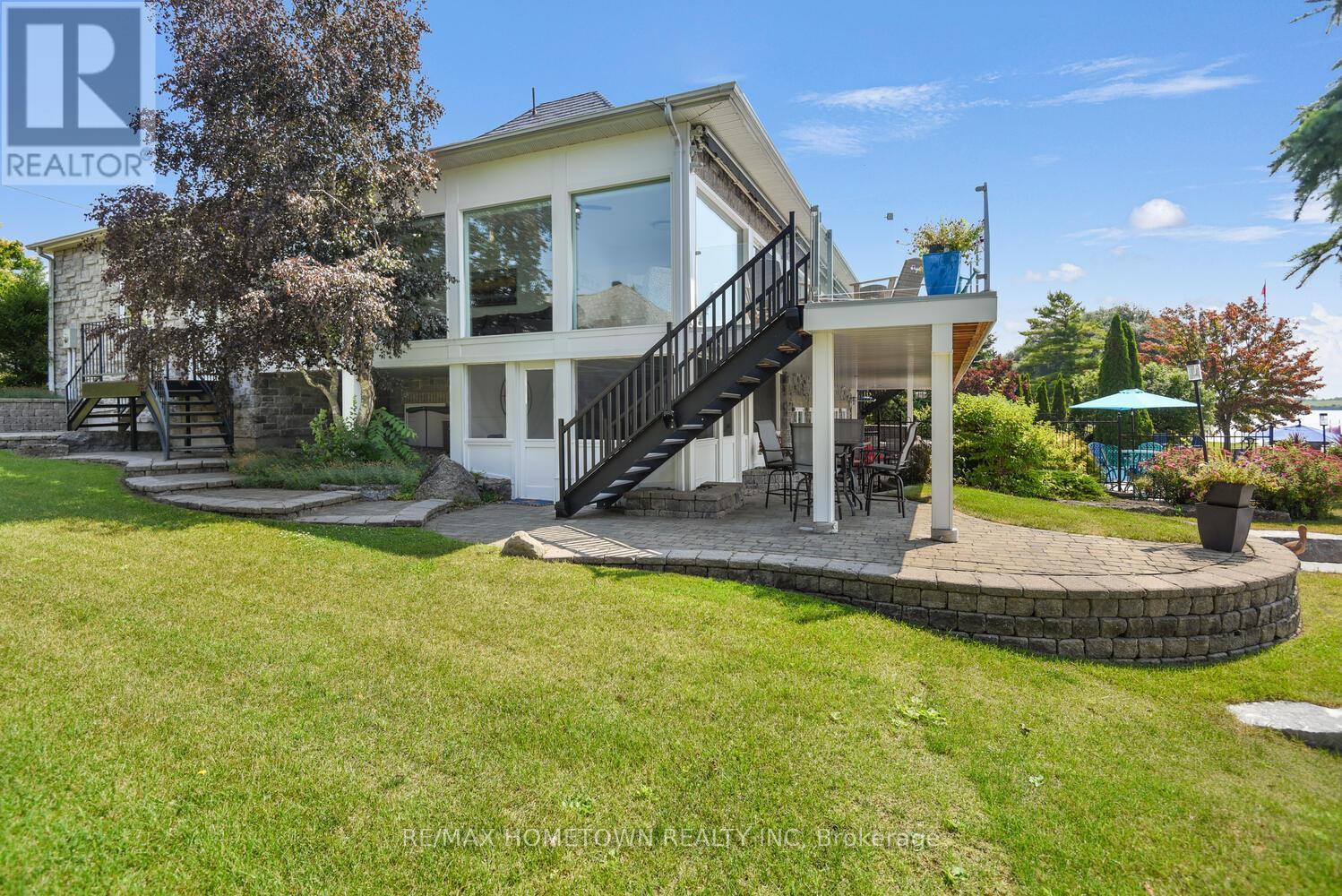 201 Empire Hanna Road E, Edwardsburgh/Cardinal, ON - Outdoor