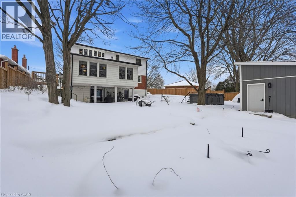 2036 Mountainside Drive, Burlington, ON