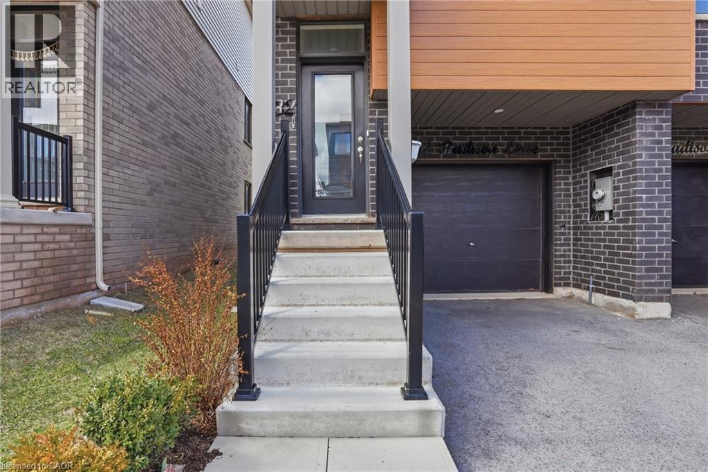 32 Radison Lane, Hamilton, ON - Outdoor