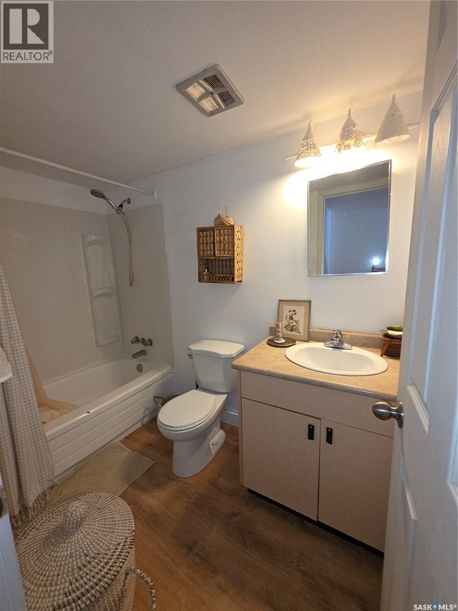 5 3809 Luther Place, Saskatoon, SK