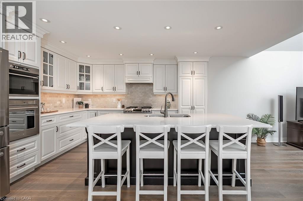 3270 Spruce Avenue, Burlington, ON