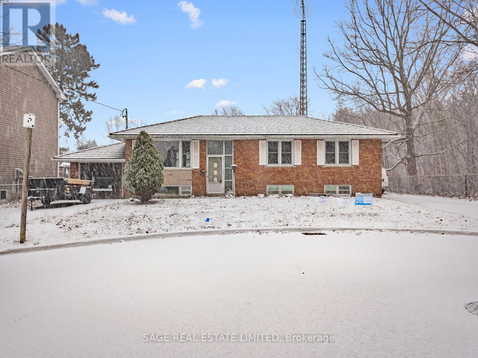 836 Tenth Street, Mississauga, ON - Outdoor