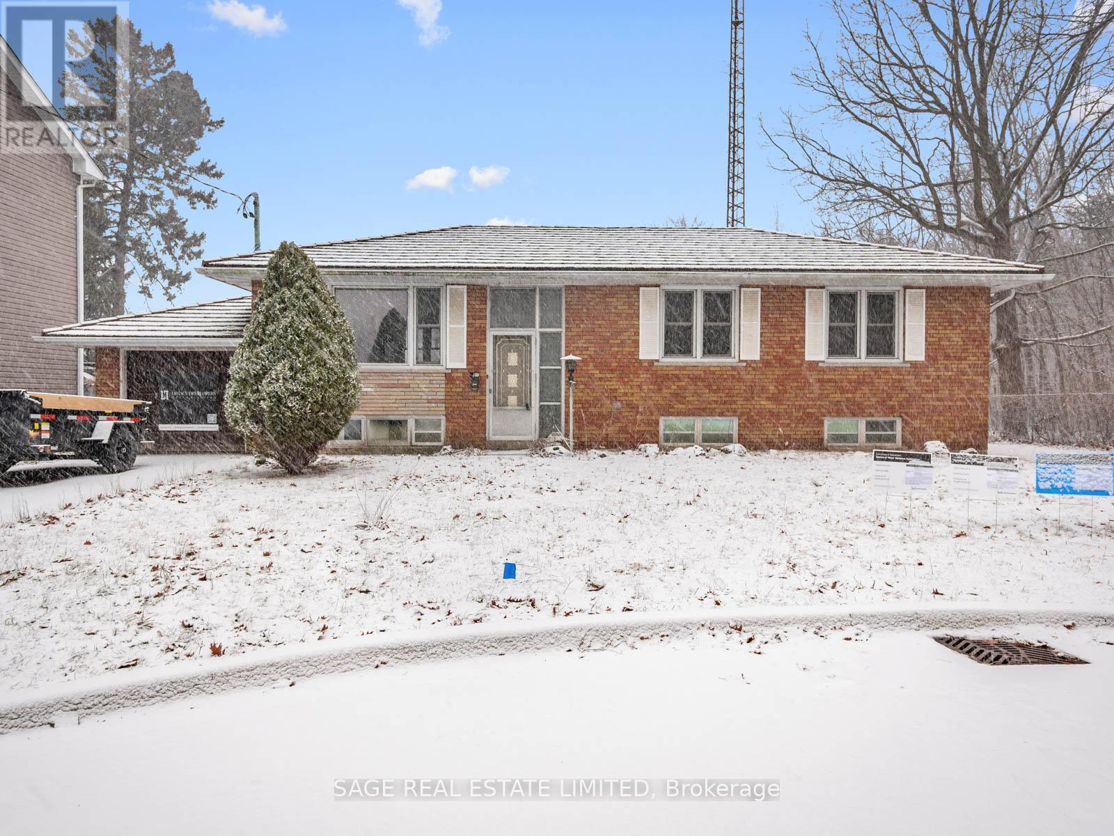 836 Tenth Street, Mississauga, ON - Outdoor