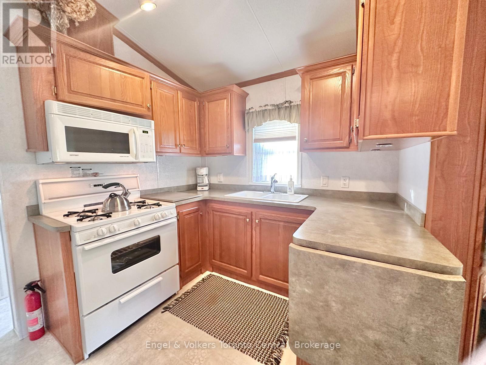 B6 - 7489 Sideroad 5 E, Wellington North, ON