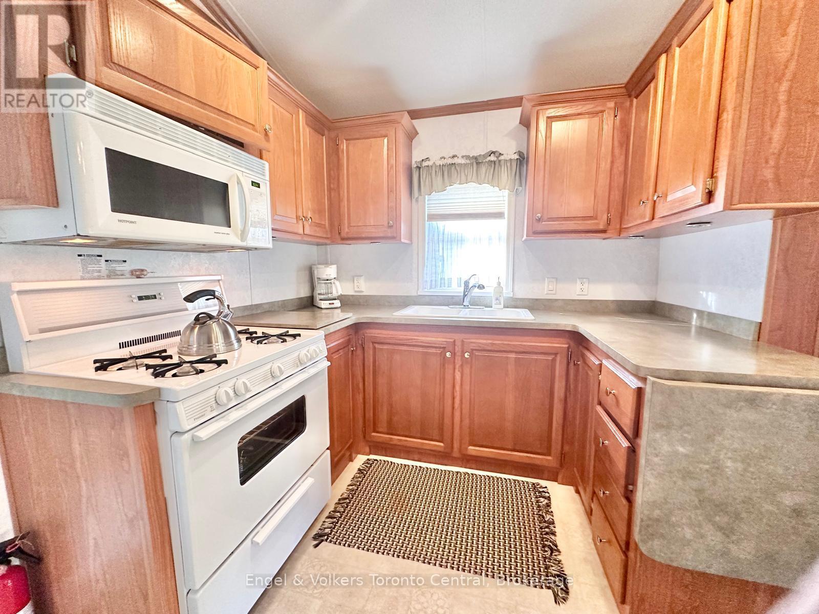 B6 - 7489 Sideroad 5 E, Wellington North, ON