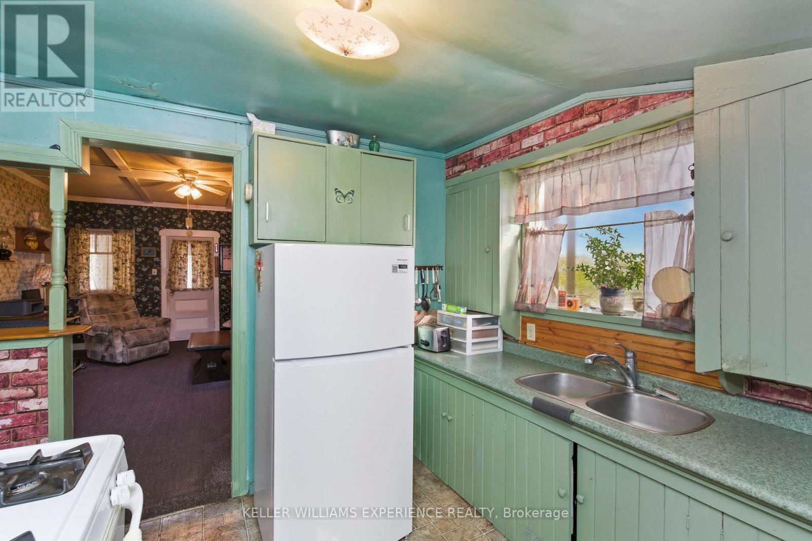 2007 Tiny Beaches Road S, Tiny, ON