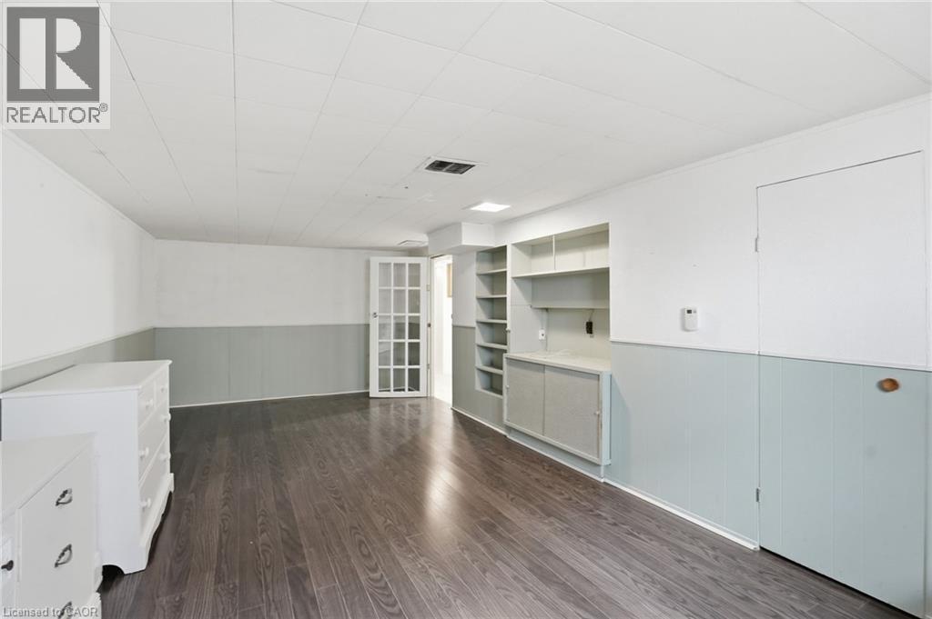 7 West 1St Street, Hamilton, ON - Indoor Photo Showing Other Room