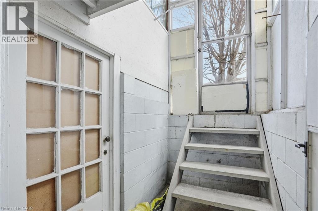 7 West 1St Street, Hamilton, ON - Photo Showing Other Room