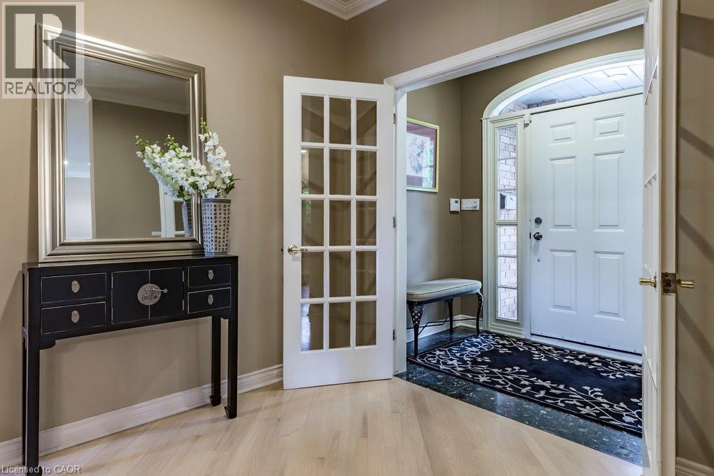223 Briar Hill Crescent, Ancaster, ON - Indoor Photo Showing Other Room