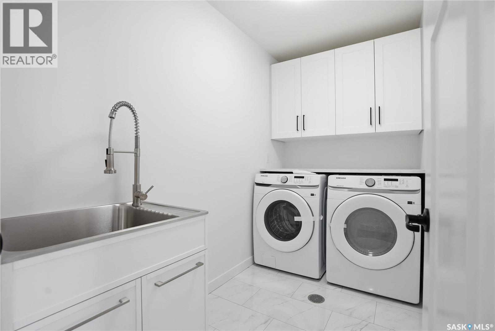 139 Sharma Lane, Saskatoon, SK - Indoor Photo Showing Laundry Room