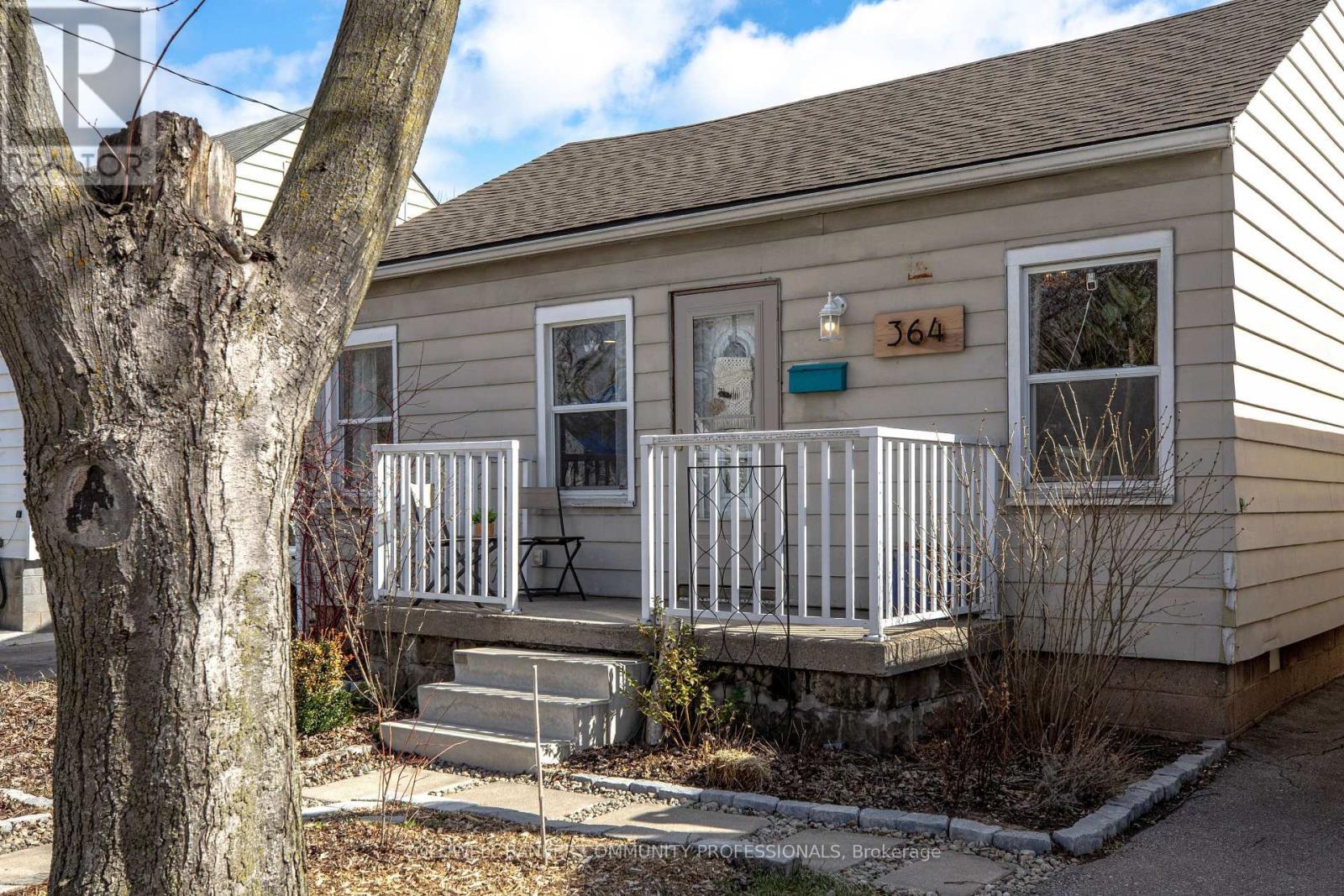 364 Tragina Avenue N, Hamilton, ON - Outdoor