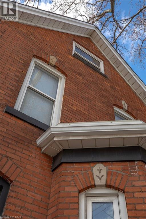 87 East Avenue N, Hamilton, ON - Outdoor With Exterior