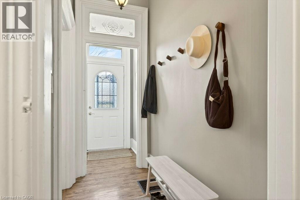 87 East Avenue N, Hamilton, ON - Indoor Photo Showing Other Room