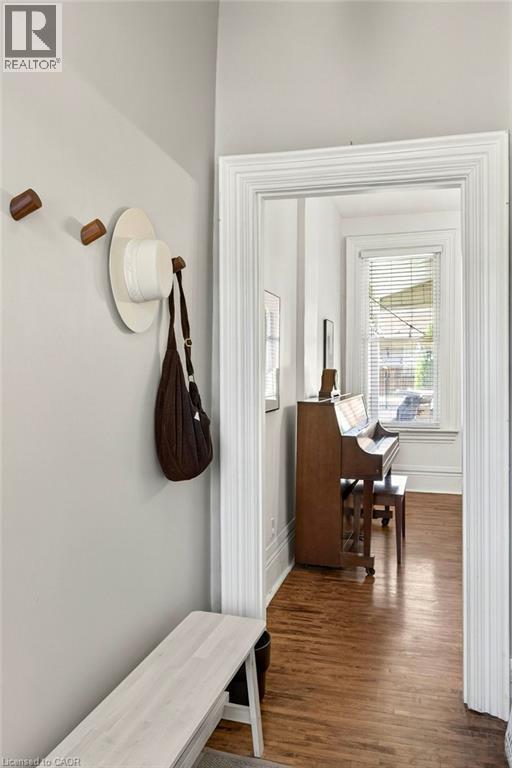 87 East Avenue N, Hamilton, ON - Indoor