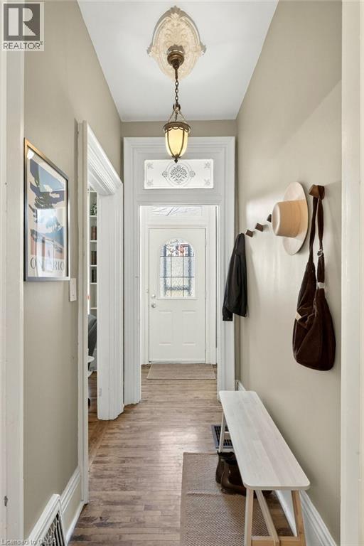 87 East Avenue N, Hamilton, ON - Indoor Photo Showing Other Room