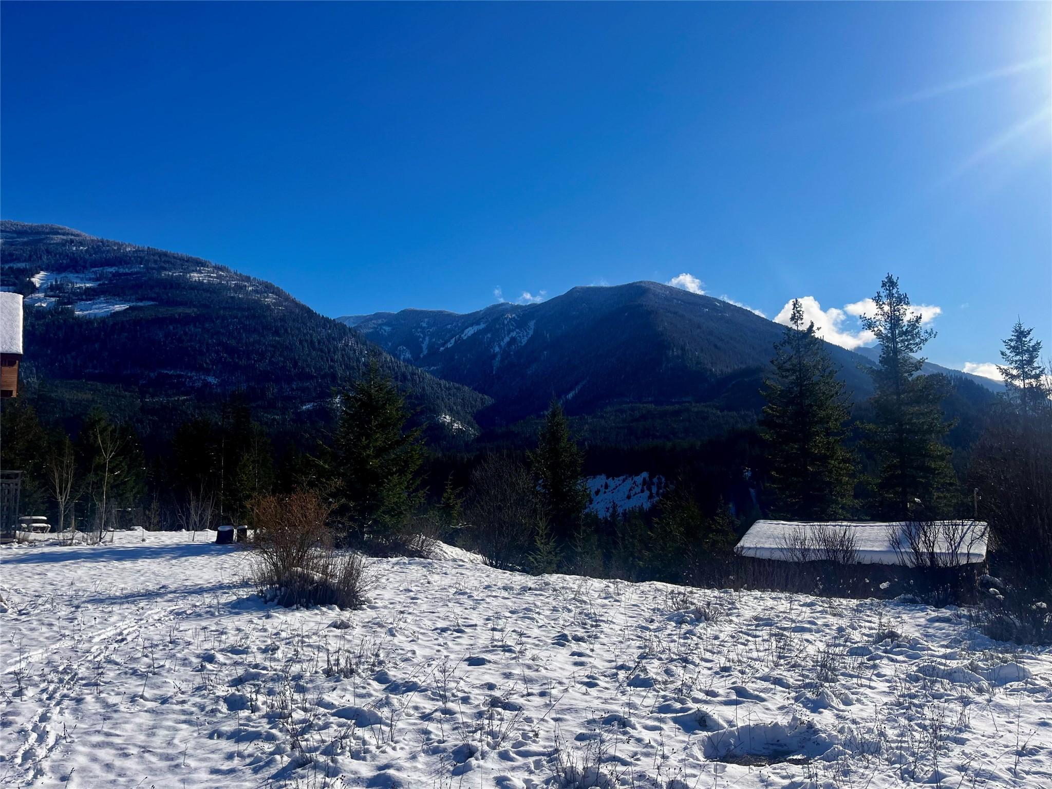 247 Fullmoon Road, Rosebery, BC - Outdoor