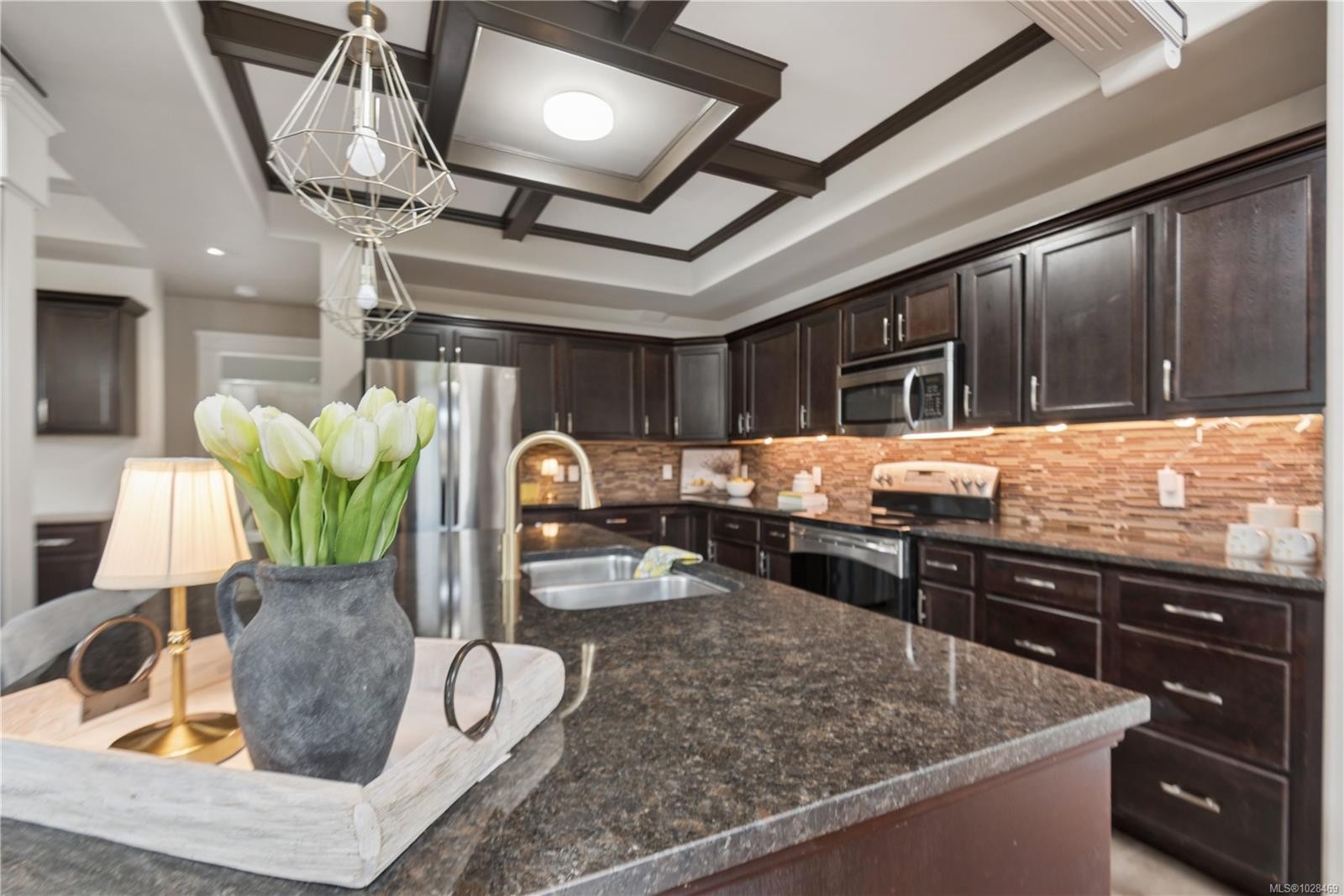 885 Pratt Rd, Mill Bay, BC
