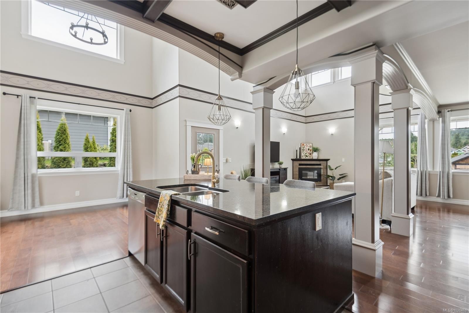 885 Pratt Rd, Mill Bay, BC