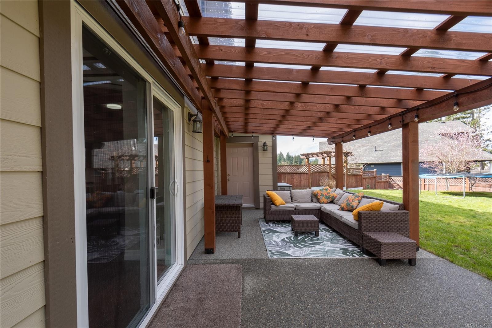 885 Pratt Rd, Mill Bay, BC