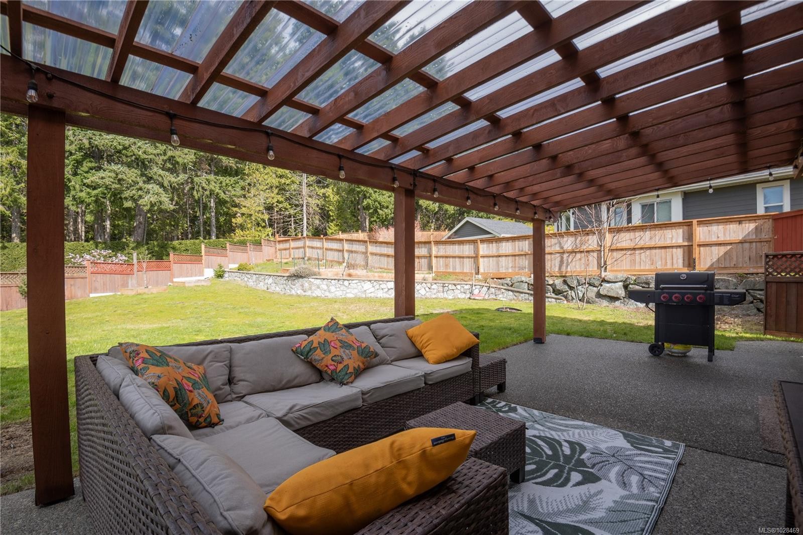 885 Pratt Rd, Mill Bay, BC