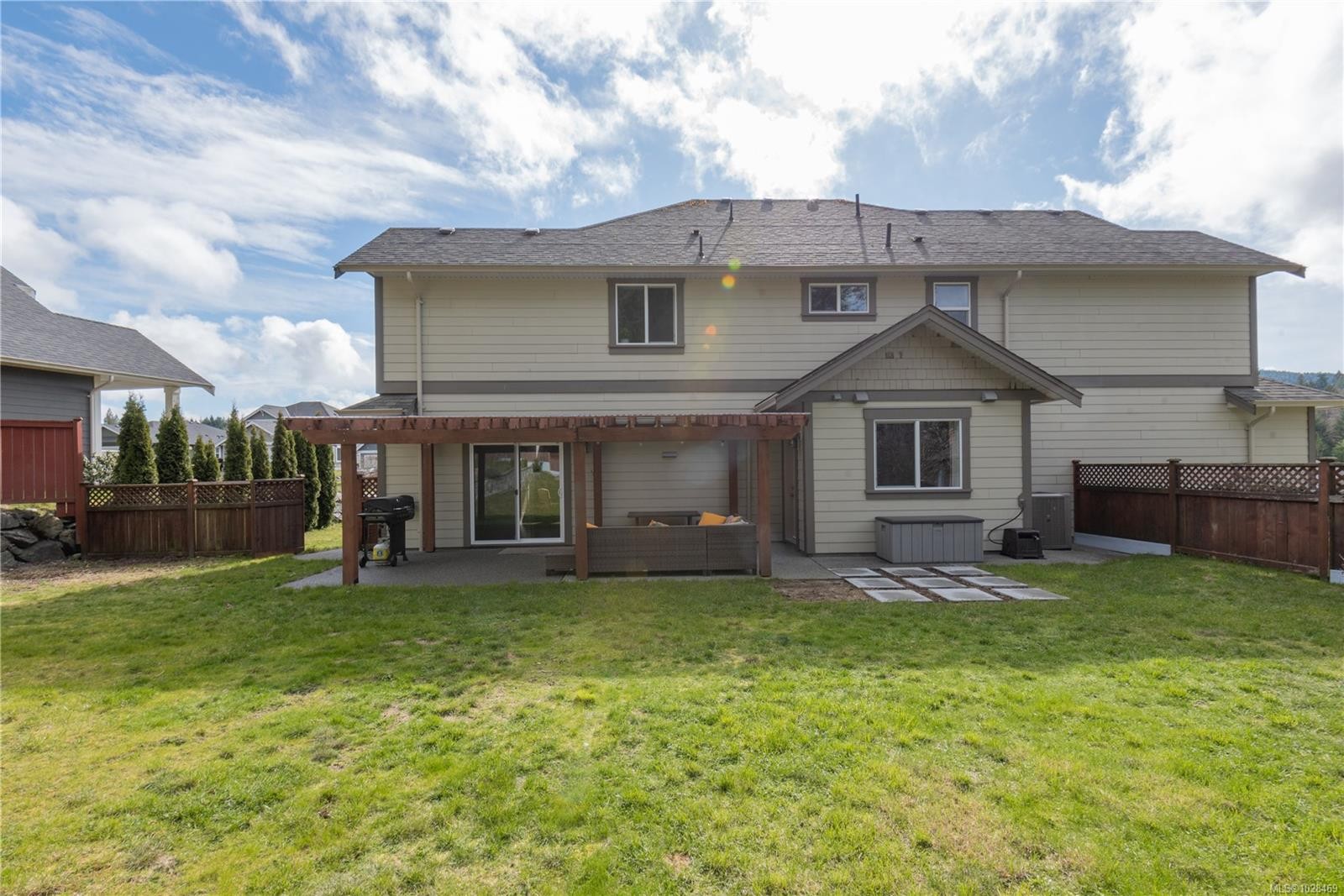 885 Pratt Rd, Mill Bay, BC