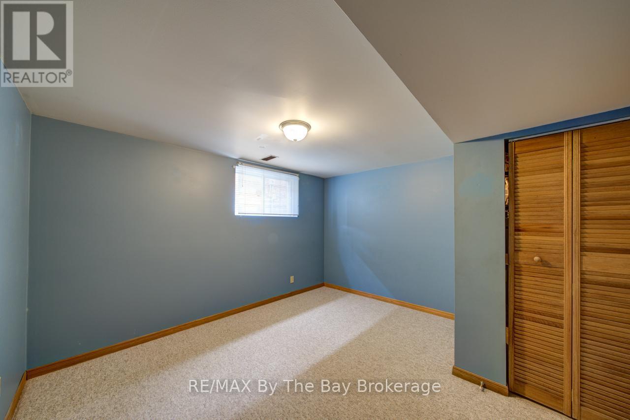 229 Datas Drive E, Clearview (Stayner), ON - Indoor Photo Showing Other Room