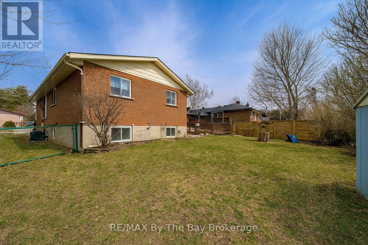 229 Datas Drive E, Clearview (Stayner), ON - Outdoor