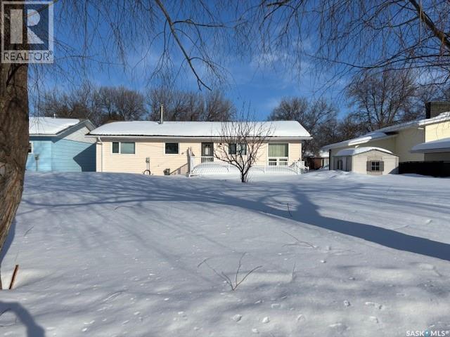 154 Parker Crescent, Canora, SK - Outdoor