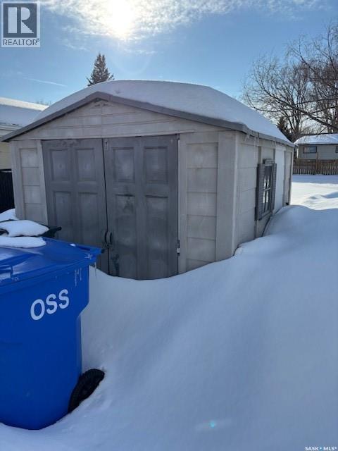 154 Parker Crescent, Canora, SK - Outdoor