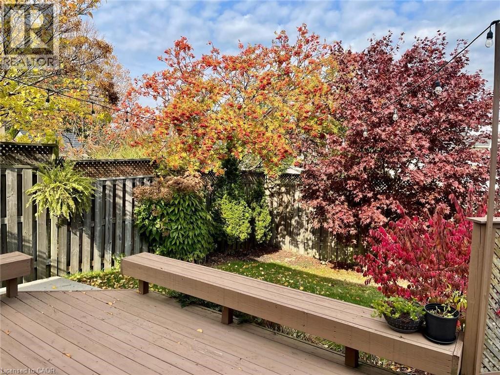 593 Southridge Drive, Hamilton, ON - Outdoor With Deck Patio Veranda