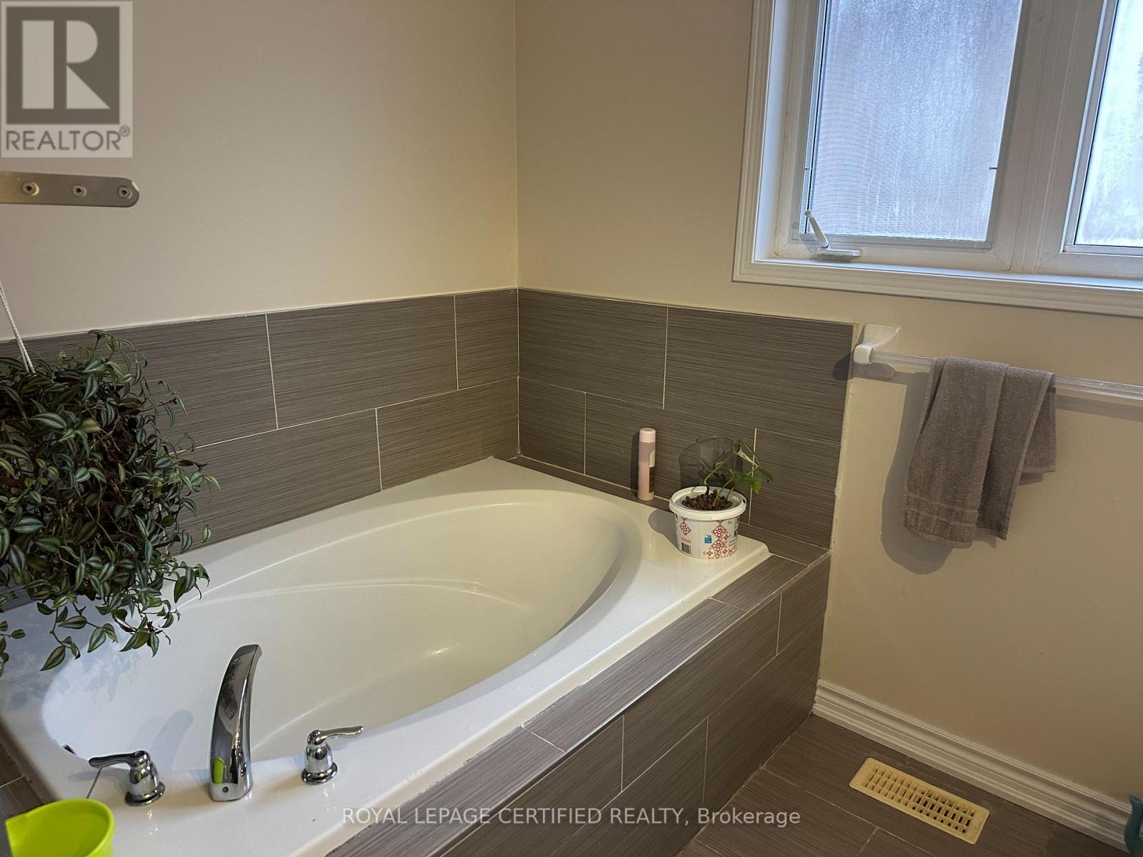 3271 Flagstone Drive, Mississauga, ON