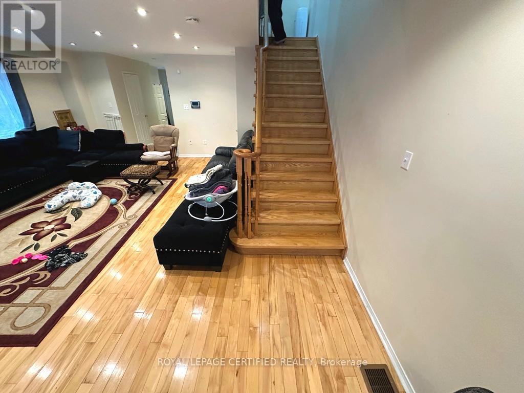 3271 Flagstone Drive, Mississauga, ON