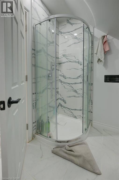 74 Mcdougall Road, Waterloo, ON - Indoor Photo Showing Bathroom