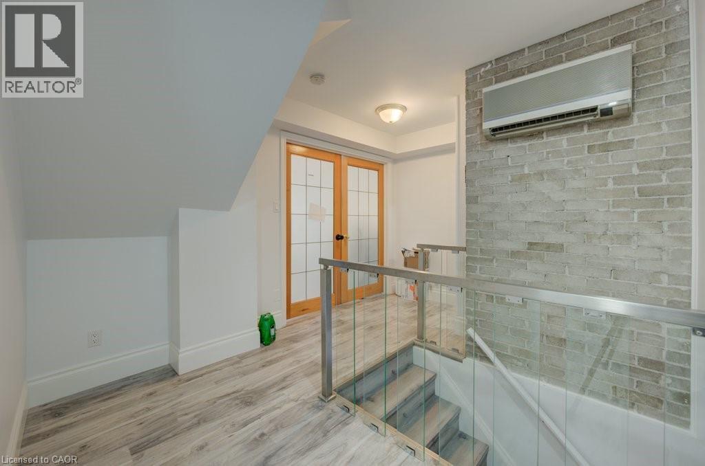 74 Mcdougall Road, Waterloo, ON - Indoor Photo Showing Other Room